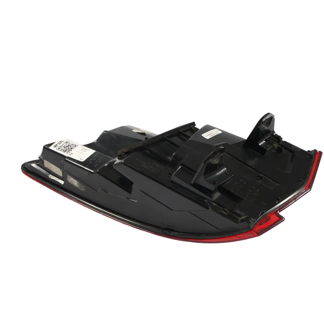 Skoda Superb 3V III Rear Taillight Lamp Light Outer Taillamp Left N/S - SKU 3V9945207 - Part number 3V9945207