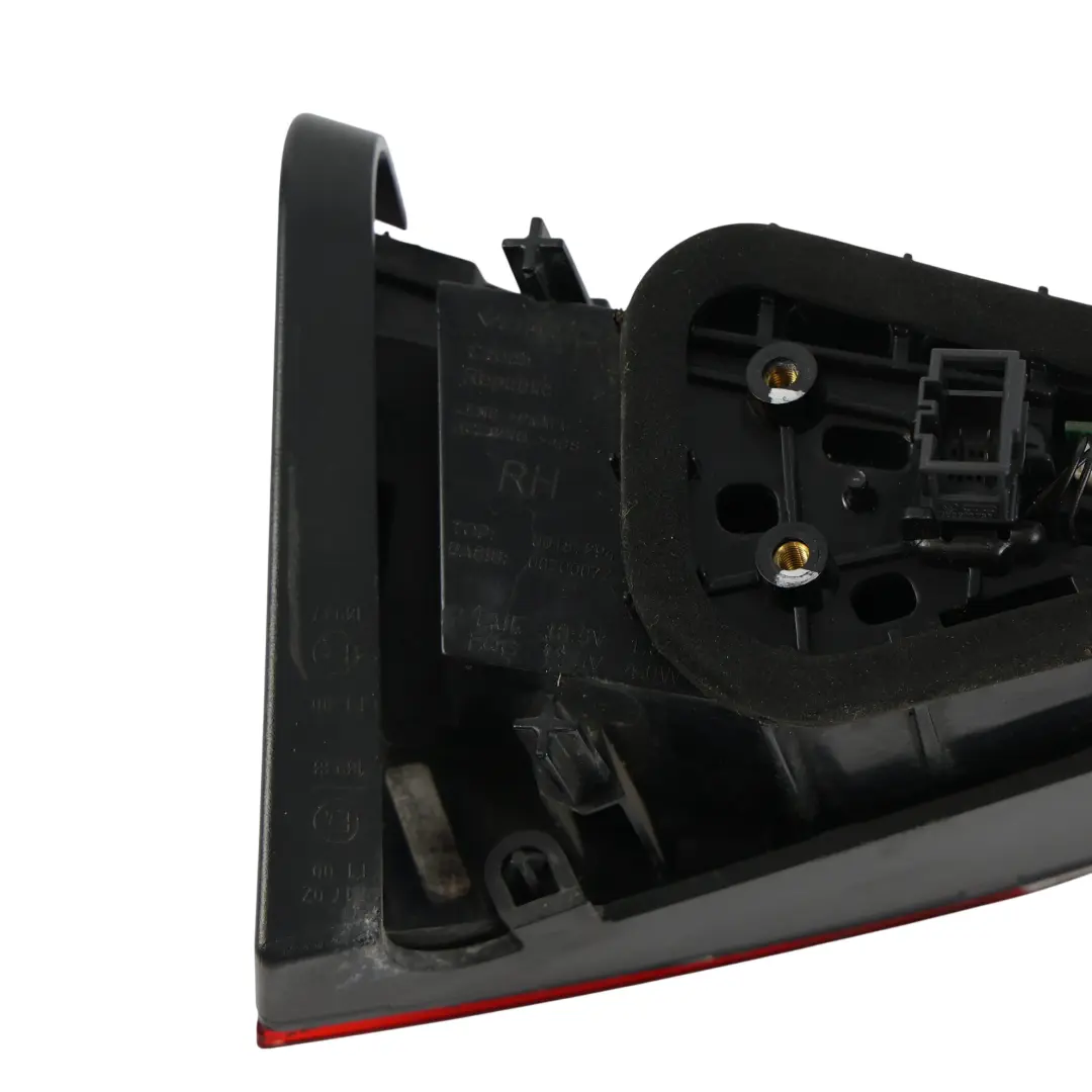 Mk3 3V Rear Tail Lamp With Fog Light Inner Right O/S to Skoda Superb with Part number 3V9945308G Skoda Superb Mk3 3V Rear Tail Lamp With Fog Light Inner Right O/S - SKU RHD-3V9945308G - Part number 3V9945308G