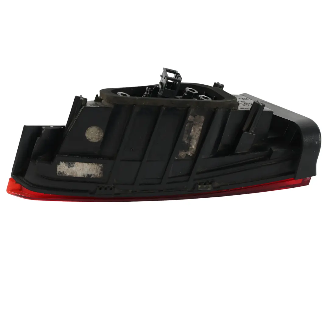 Mk3 3V Rear Tail Lamp With Fog Light Inner Right O/S to Skoda Superb with Part number 3V9945308G Skoda Superb Mk3 3V Rear Tail Lamp With Fog Light Inner Right O/S - SKU RHD-3V9945308G - Part number 3V9945308G