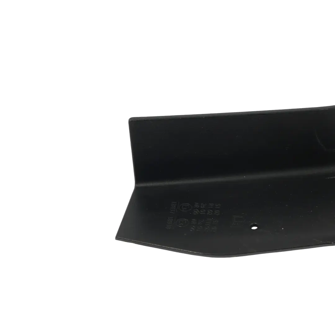 Skoda Superb Mk3 3V Osłona Zaślepka Panel Lampy Tył Tylna Prawa - SKU 3V9945312A - Numer Części 3V9945312A