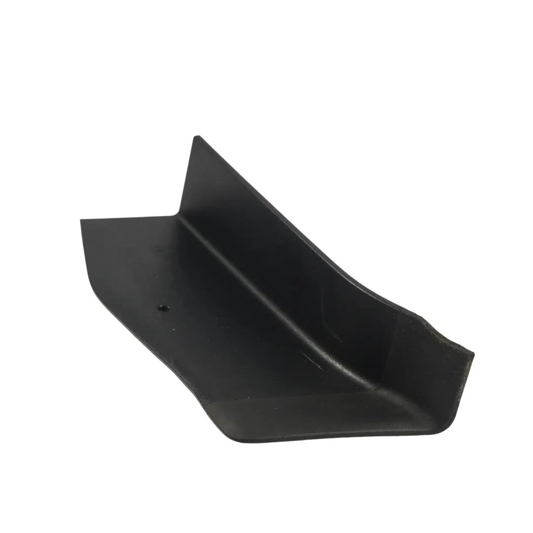 Mk3 3V Osłona Zaślepka Panel Lampy Tył Tylna Prawa do Skoda Superb o numerze 3V9945312A Skoda Superb Mk3 3V Osłona Zaślepka Panel Lampy Tył Tylna Prawa - SKU 3V9945312A - Numer Części 3V9945312A