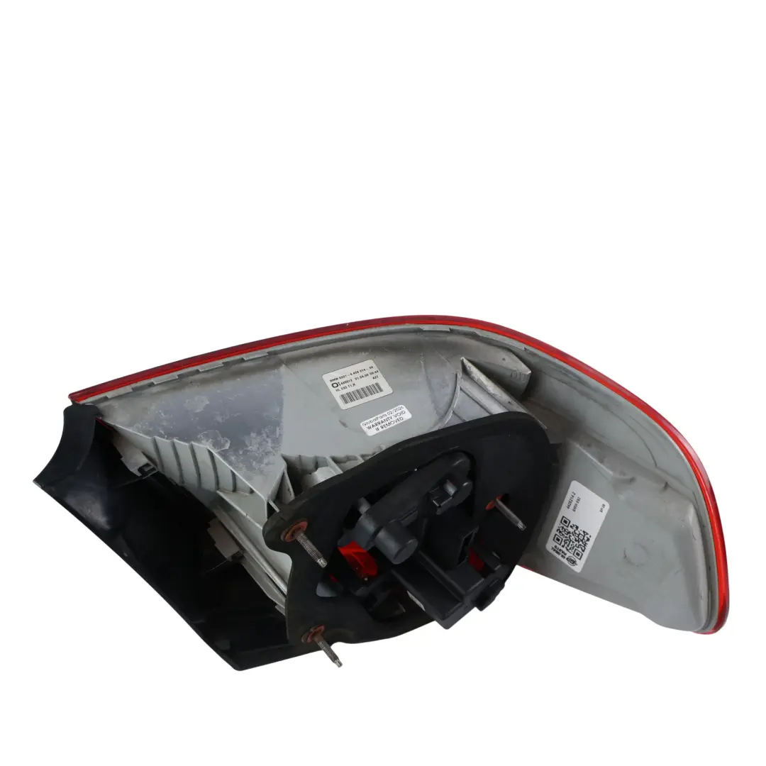 BMW E92 Coupé Rear Light In The Side Panel Right O/S - SKU 4428214-2 - Part number 4428214
