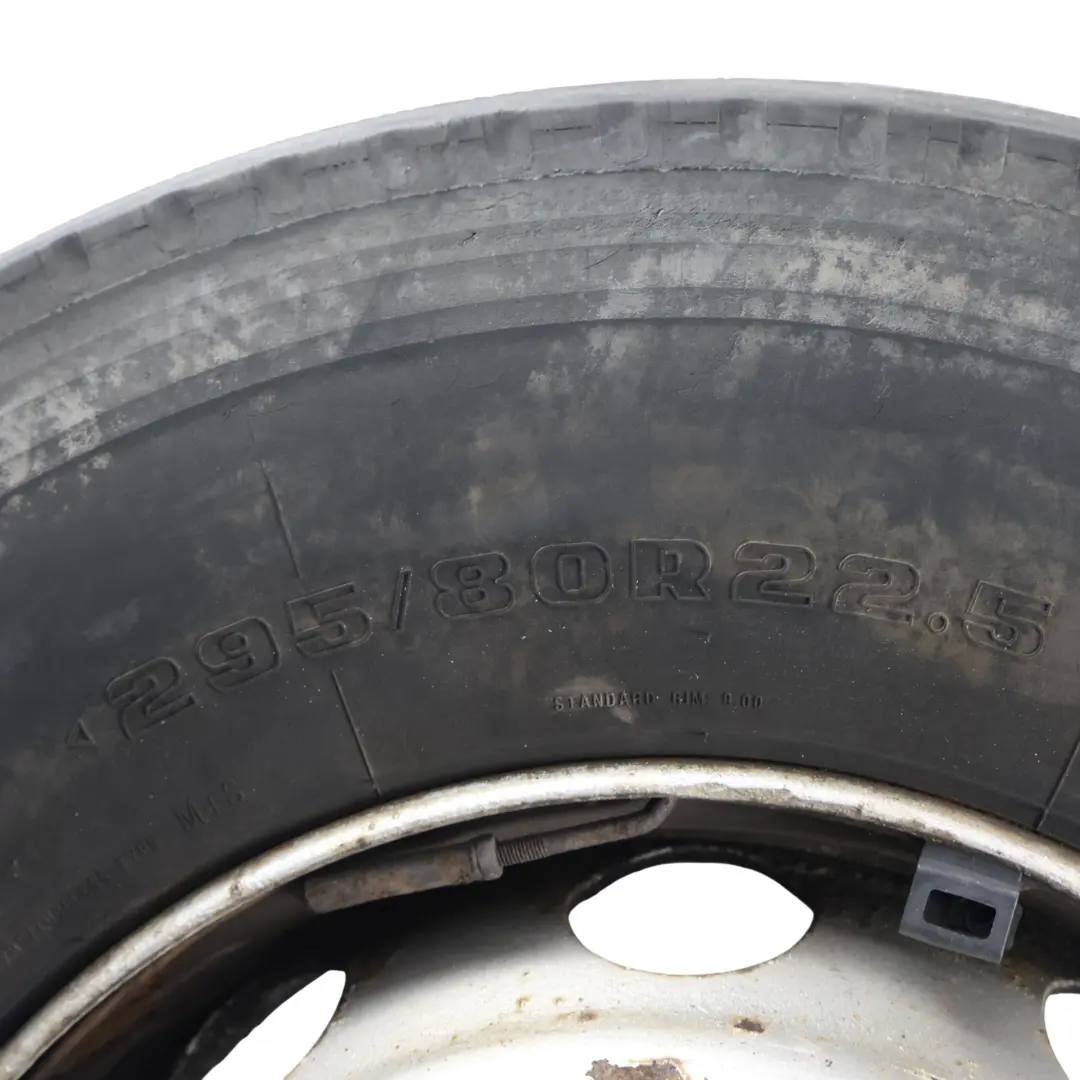 DAF Alive Hl Samson Tyre GL282A Steel Wheel 22.5" 8.25J 4920070 - SKU 4920070-HL - Part number 4920070-HL