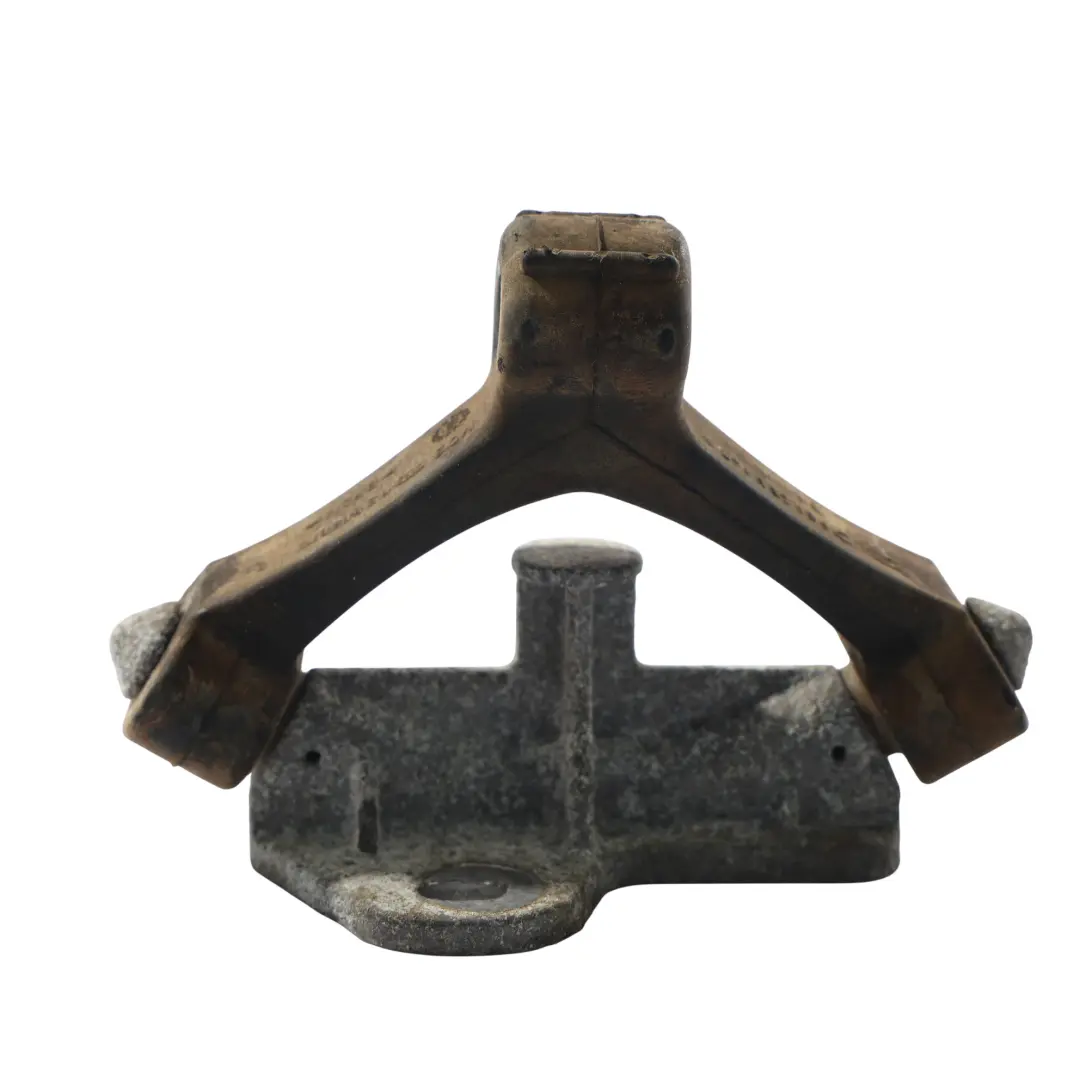 Audi A4 B7 Exhaust Mount Bracket Holder 2.0 TDI - SKU 4B0253663E - Part number 4B0253663E