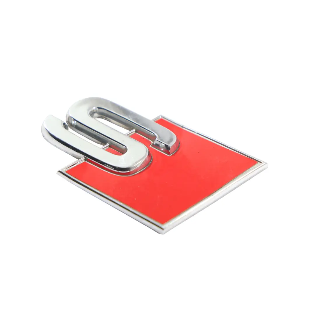 Emblemat Logo S6 Tylnej Klapy Bagażnika do Audi S6 C7 o numerze 4B0853735 Audi S6 C7 Emblemat Logo S6 Tylnej Klapy Bagażnika - SKU 4B0853735 - Numer Części 4B0853735