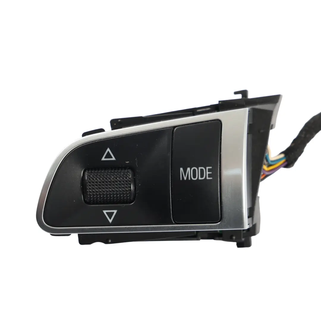 Pulsante Interruttore Controllo Multifunzione per Audi A5 8T Volante con numero di parte 4E0951527AF Audi A5 8T Volante Pulsante Interruttore Controllo Multifunzione - SKU 4E0951527AF-1 - Numero di parte 4E0951527AF