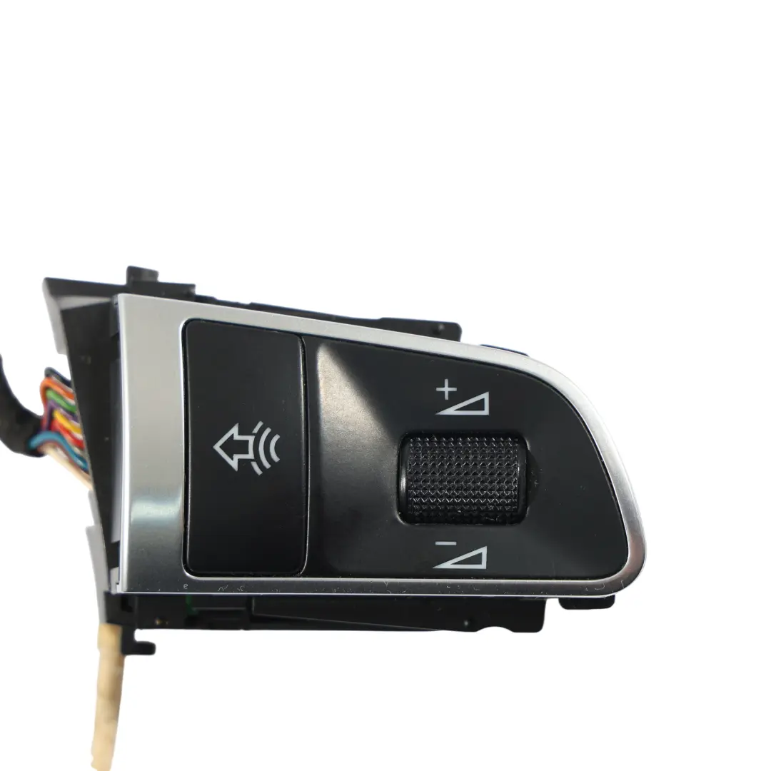 Lenkrad Multifunktions Schalter Taste für Audi A5 8T mit Teilenummer 4E0951527AF Audi A5 8T Lenkrad Multifunktions Schalter Taste - SKU 4E0951527AF-1 - Teilenummer 4E0951527AF