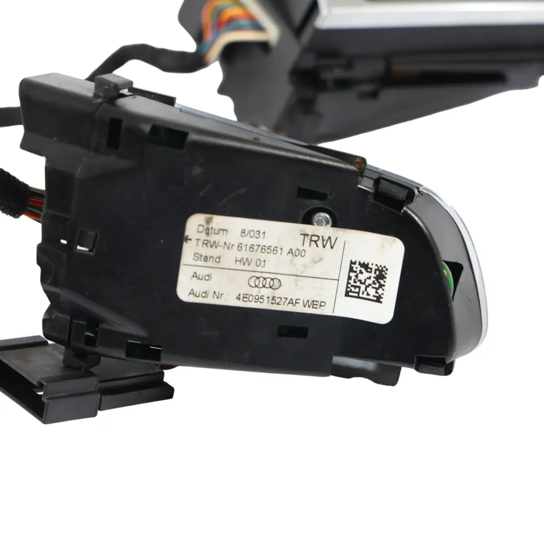 Pulsante Interruttore Controllo Multifunzione per Audi A5 8T Volante con numero di parte 4E0951527AF Audi A5 8T Volante Pulsante Interruttore Controllo Multifunzione - SKU 4E0951527AF-1 - Numero di parte 4E0951527AF
