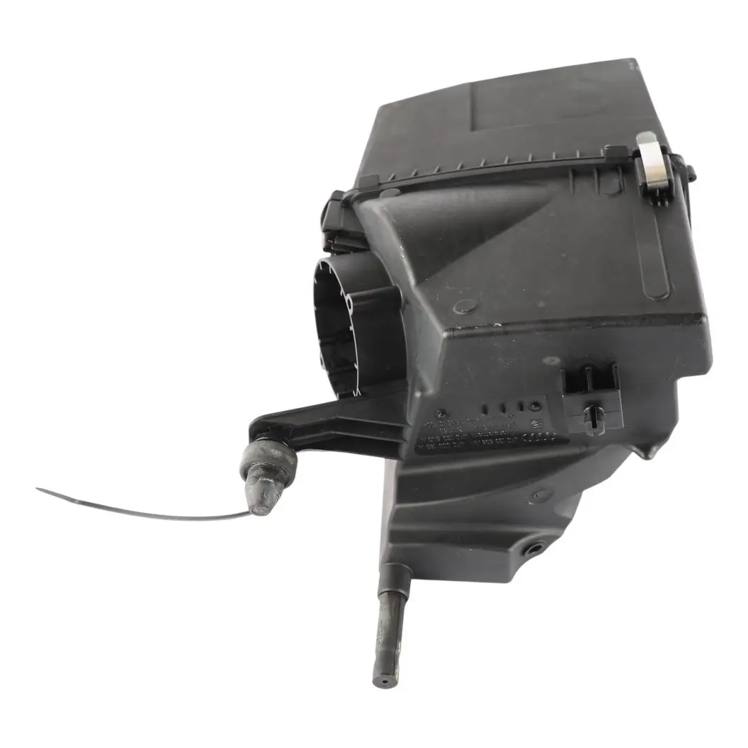 Intake Filter Box Housing Covering 2.0 TDI Diesel to Audi A6 C6 Air with Part number 4F0133835AH Audi A6 C6 Air Intake Filter Box Housing Covering 2.0 TDI Diesel - SKU 4F0133835AH - Part number 4F0133835AH