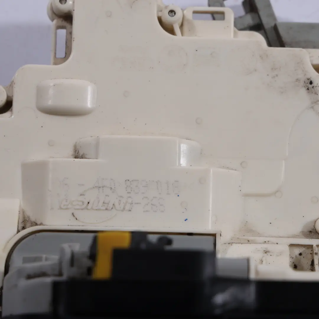 Audi A3 8P Türschloss Hinten Verriegelung Catch Aktuator Rechts - SKU 4F0839016-1 - Teilenummer 4F0839016
