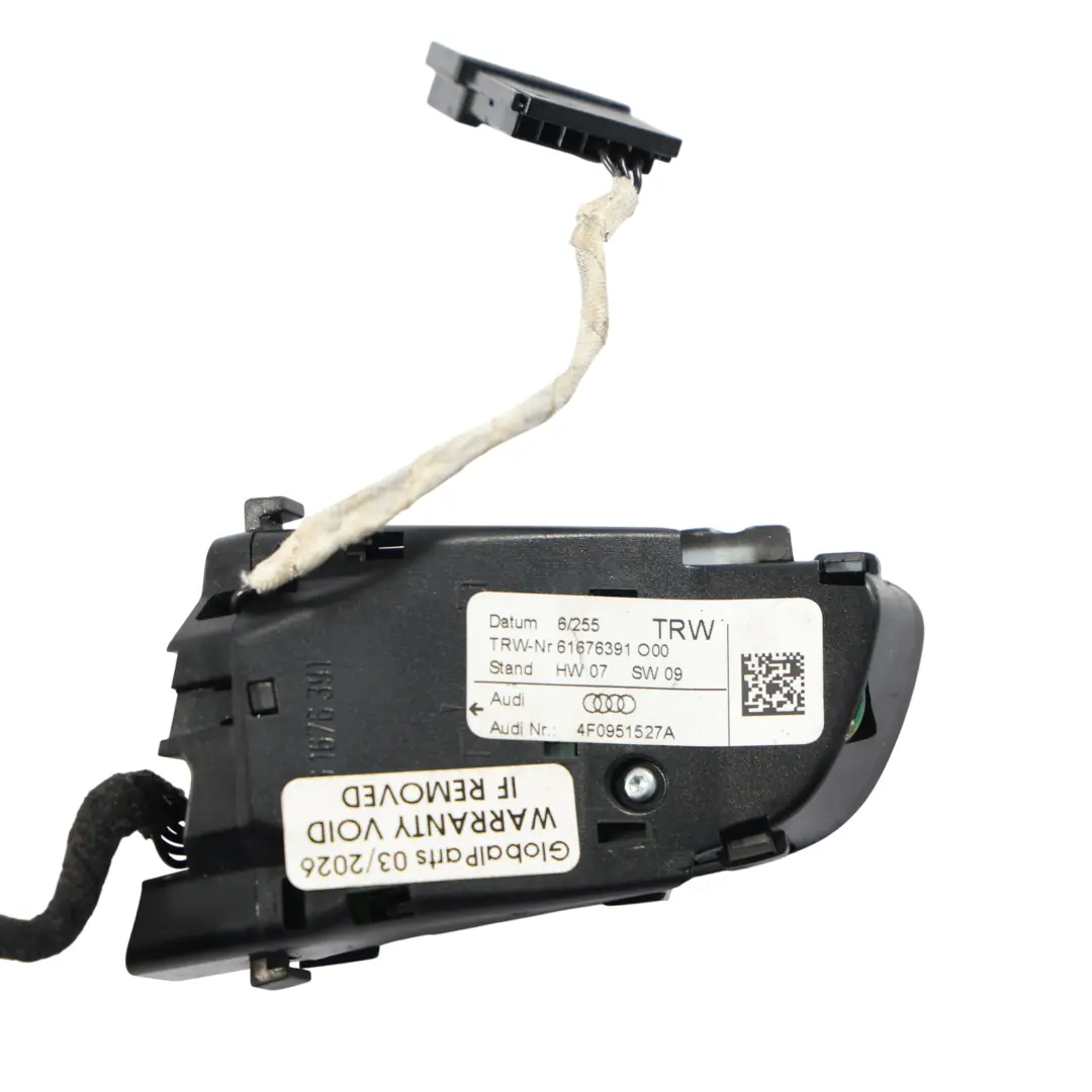 Pulsante Di Controllo Interruttori Multifunzione per Audi A4 B7 Volante con numero di parte 4F0951527 Audi A4 B7 Volante Pulsante Di Controllo Interruttori Multifunzione - SKU 4F0951527-1 - Numero di parte 4F0951527