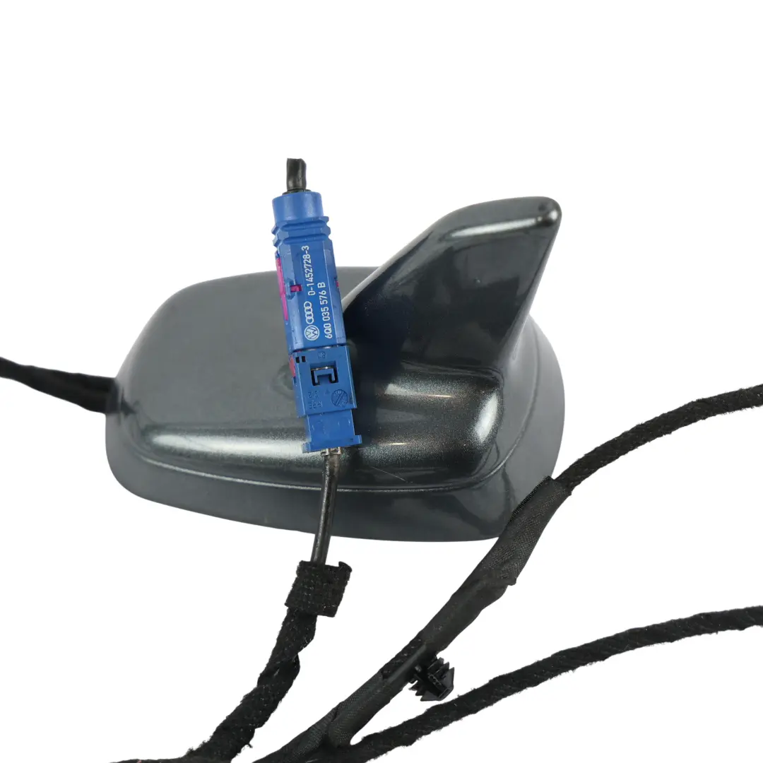 Audi A6 C6 Antena Aleta Tiburón Techo Gris Daytona Z7S - SKU 4F5035503M-DGR - Número de pieza 4F5035503M