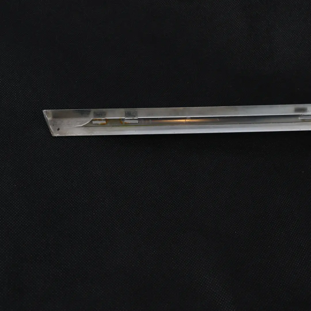 Modanatura Finestrino Laterale Cromata Posteriore Destra per Audi A6 C6 con numero di parte 4F5853346A Audi A6 C6 Modanatura Finestrino Laterale Cromata Posteriore Destra - SKU 4F5853346A - Numero di parte 4F5853346A