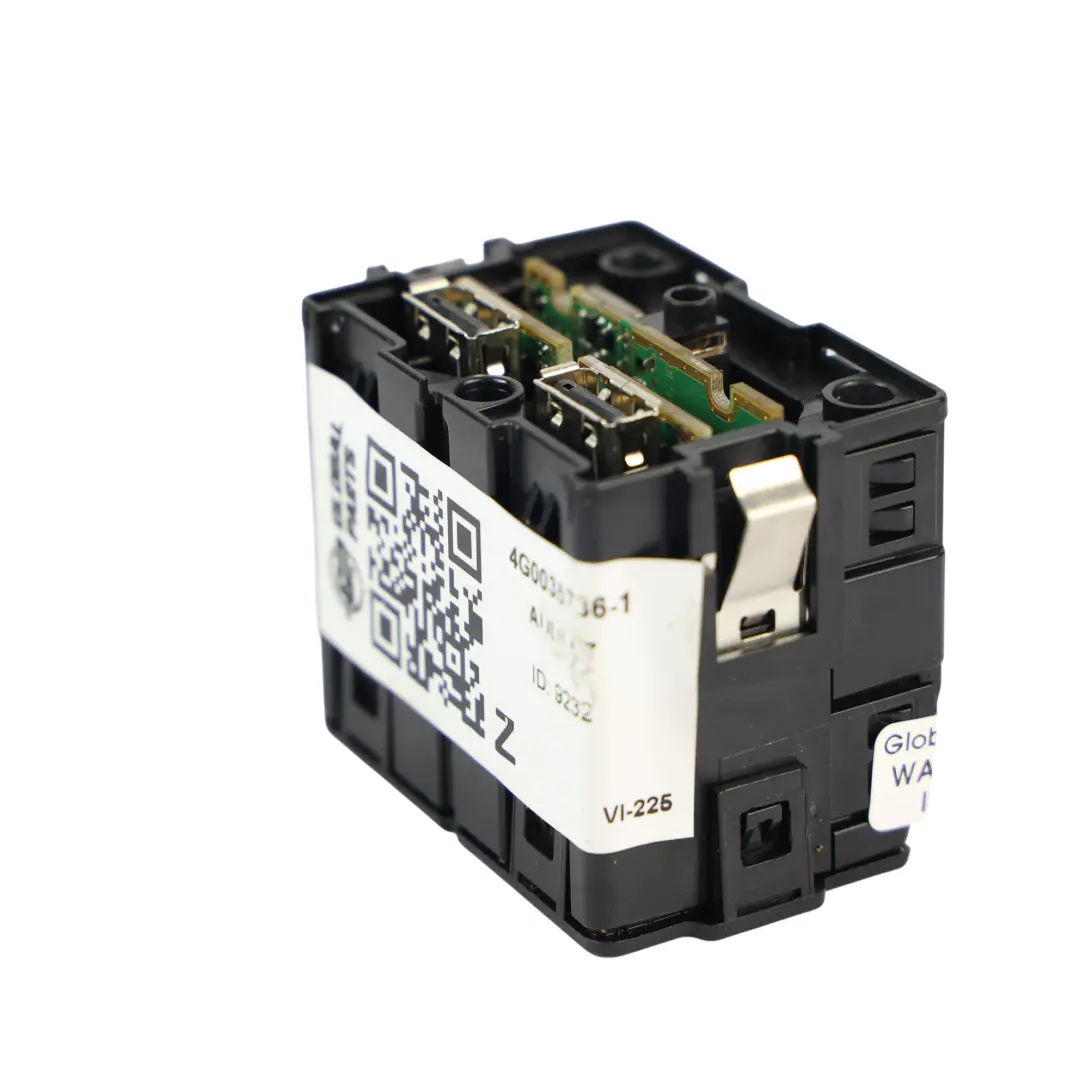 4G8 RS6 USB Charging Socket Aux Connection to Audi A6 Allroad Avant A7 with Part number 4G0035736 Audi A6 Allroad Avant A7 4G8 RS6 USB Charging Socket Aux Connection - SKU 4G0035736-1 - Part number 4G0035736