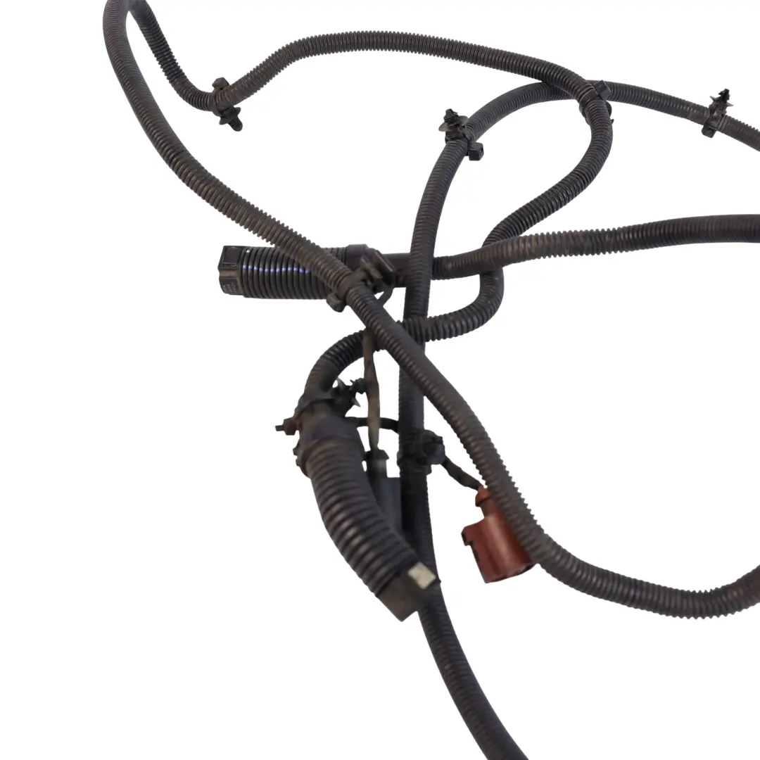 Tuyau Adblue Moteur Diesel 3.0 TDI pour Audi A7 4G à propos du numéro de pièce 4G0131984AK Audi A7 4G Tuyau Adblue Moteur Diesel 3.0 TDI - SKU 4G0131984AK - Numéro de pièce 4G0131984AK