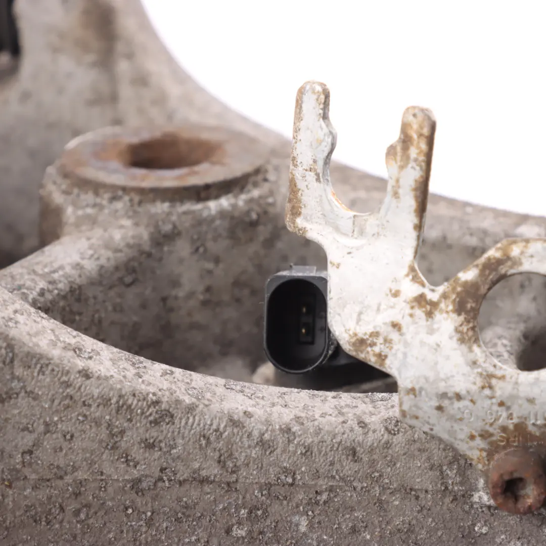 Axle Wheel Hub Bearing Carrier Right O/S to Audi A6 C7 A7 4G Rear with Part number 4G0505432E Audi A6 C7 A7 4G Rear Axle Wheel Hub Bearing Carrier Right O/S - SKU 4G0505432E - Part number 4G0505432E