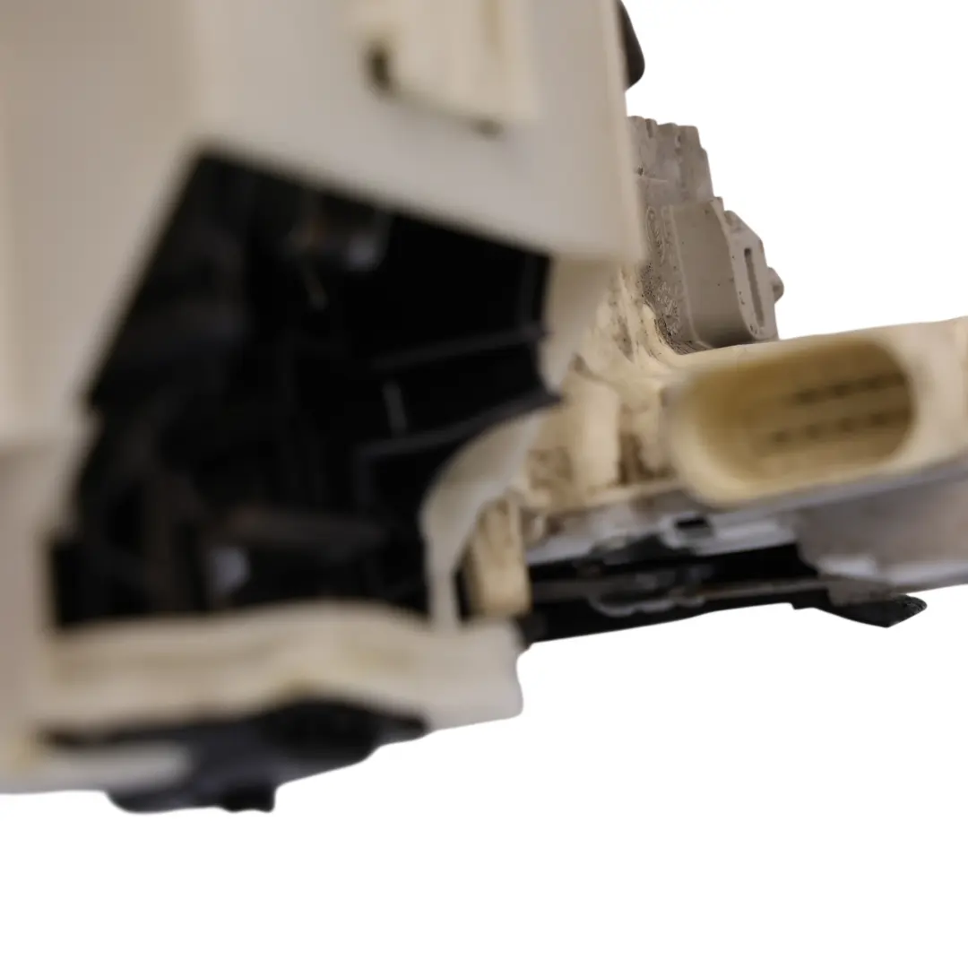 7P Audi Q3 8U A6 C7 Verrouillage Porte Arrière Droit pour VW Touareg à propos du numéro de pièce 4G0839016 VW Touareg 7P Audi Q3 8U A6 C7 Verrouillage Porte Arrière Droit - SKU 4G0839016-2 - Numéro de pièce 4G0839016