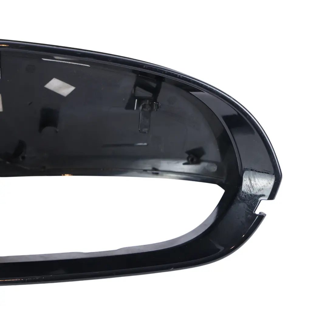 Obudowa Lusterka Bocznego Prawo Phantom Black - Z9Y do Audi A6 C7 o numerze 4G0857528 Audi A6 C7 Obudowa Lusterka Bocznego Prawo Phantom Black - Z9Y - SKU 4G0857528-PHB - Numer Części 4G0857528