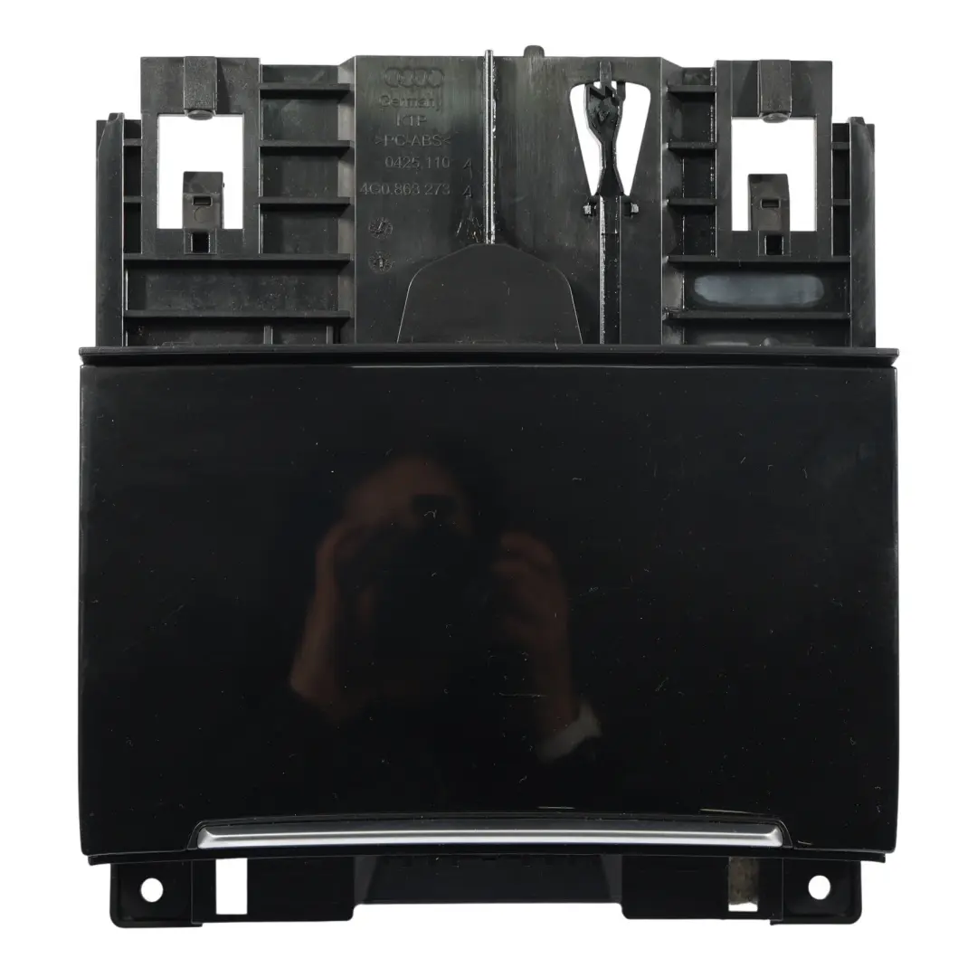 Centre Console Ashtray Rear Tray Storage Soul Black to Audi A6 C7 A7 4G with Part number 4G0863273A Audi A6 C7 A7 4G Centre Console Ashtray Rear Tray Storage Soul Black - SKU 4G0863273A - Part number 4G0863273A