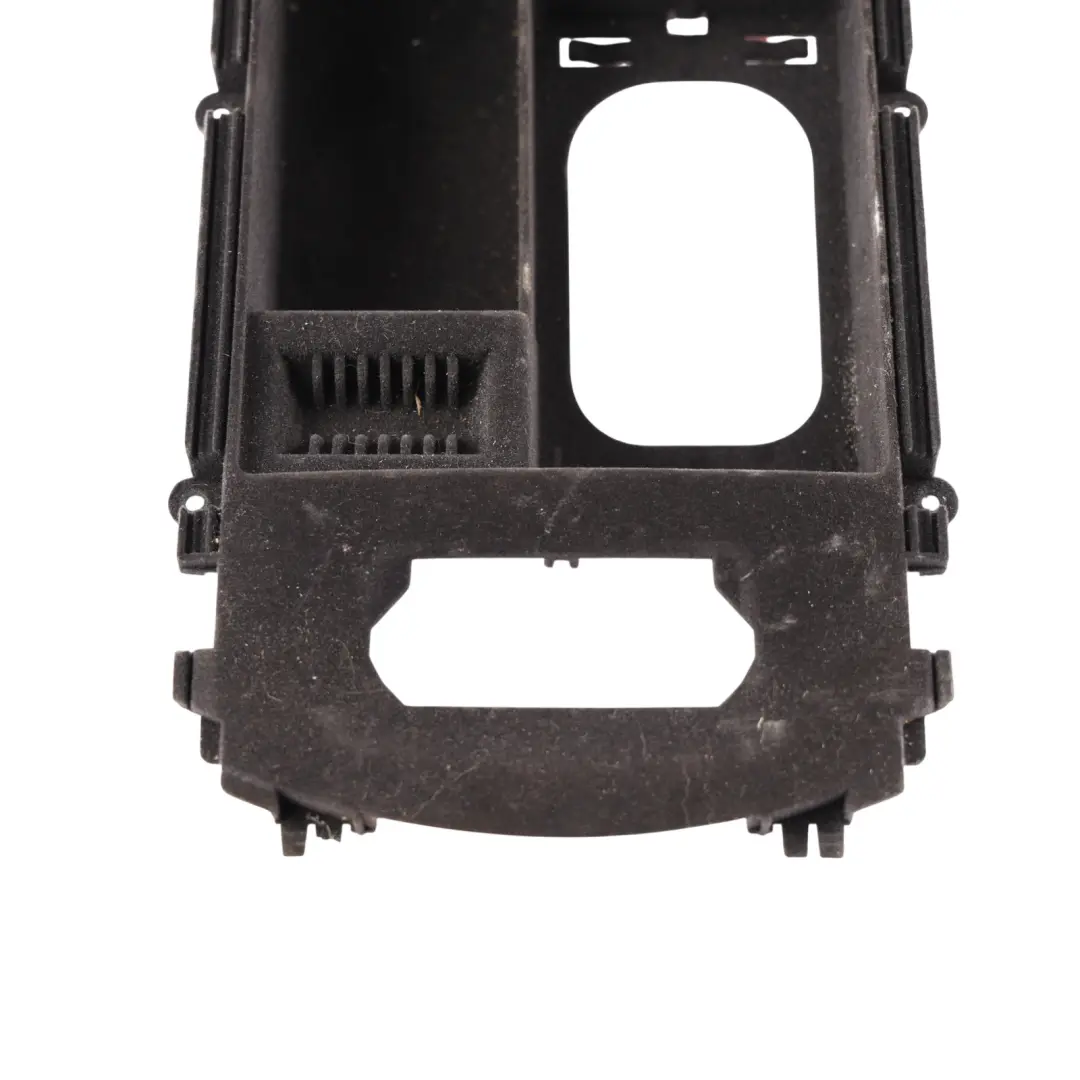 4G8 S6 C7 Center Console Storage Stowage Cover Lighter to Audi A6 C7 A7 with Part number 4G0864981P Audi A6 C7 A7 4G8 S6 C7 Center Console Storage Stowage Cover Lighter - SKU 4G0864981P - Part number 4G0864981P