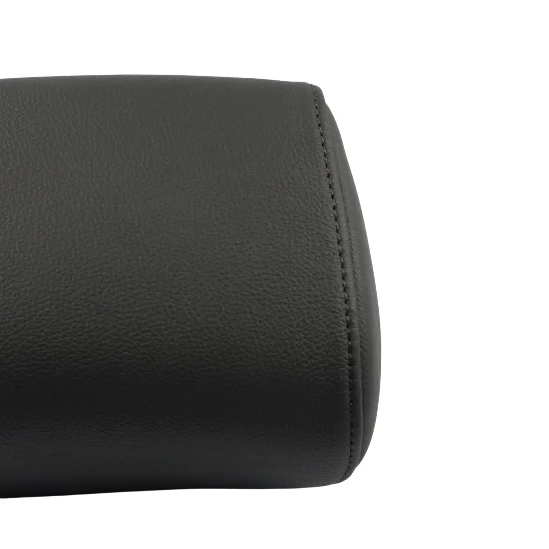 Zagłówek Skórzany Soul Czarny Tylny Środek do Audi A6 C7 Allroad o numerze 4G0885975C Audi A6 C7 Allroad Zagłówek Skórzany Soul Czarny Tylny Środek - SKU 4G0885975C - Numer Części 4G0885975C