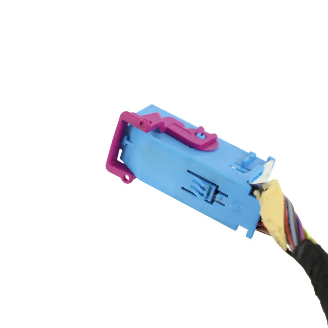 Porta Cablaggio Cavo Anteriore Lato Guida per Audi S6 C7 con numero di parte 4G5971035CA Audi S6 C7 Porta Cablaggio Cavo Anteriore Lato Guida - SKU 4G5971035CA - Numero di parte 4G5971035CA