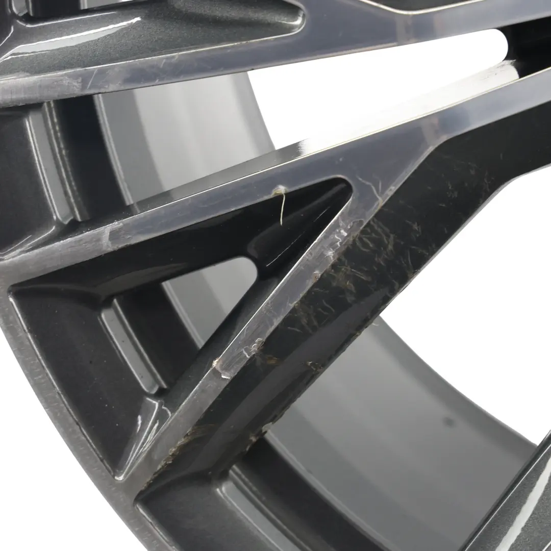 Grigio Cerchio In Lega 20" 9J ET:37 per Audi A7 4G con numero di parte 4G8601025AE Audi A7 4G Grigio Cerchio In Lega 20" 9J ET:37 - SKU 4G8601025AE-2 - Numero di parte 4G8601025AE