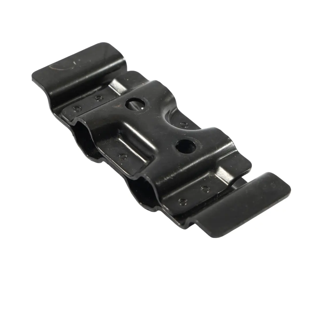 Soporte De Montaje Gancho Del Panel Lateral Del Maletero para Audi A7 4G con número de pieza 4G8813383 Audi A7 4G Soporte De Montaje Gancho Del Panel Lateral Del Maletero - SKU 4G8813383 - Número de pieza 4G8813383