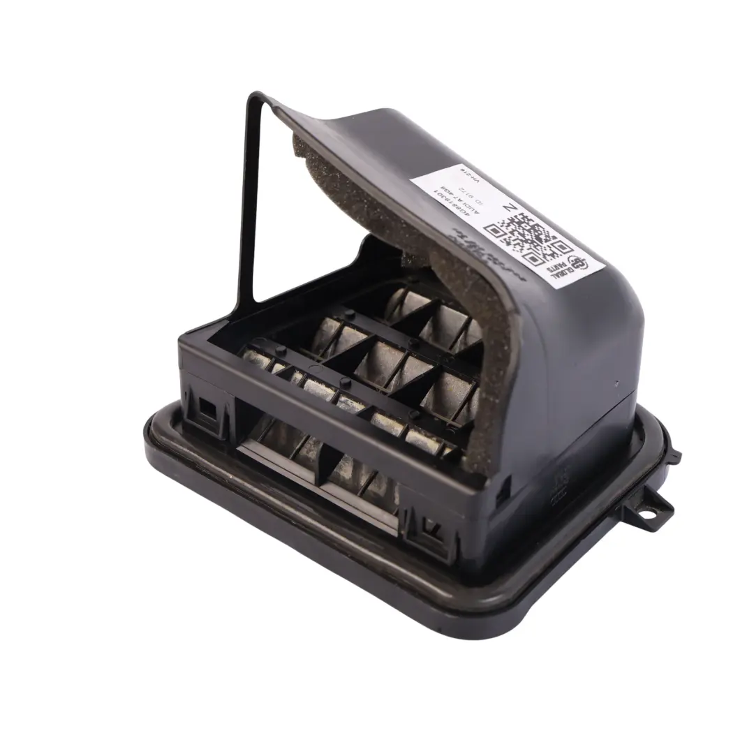 Griglia Di Ventilazione Pannello Posteriore Sinistro per Audi A7 4G con numero di parte 4G8819301 Audi A7 4G Griglia Di Ventilazione Pannello Posteriore Sinistro - SKU 4G8819301 - Numero di parte 4G8819301