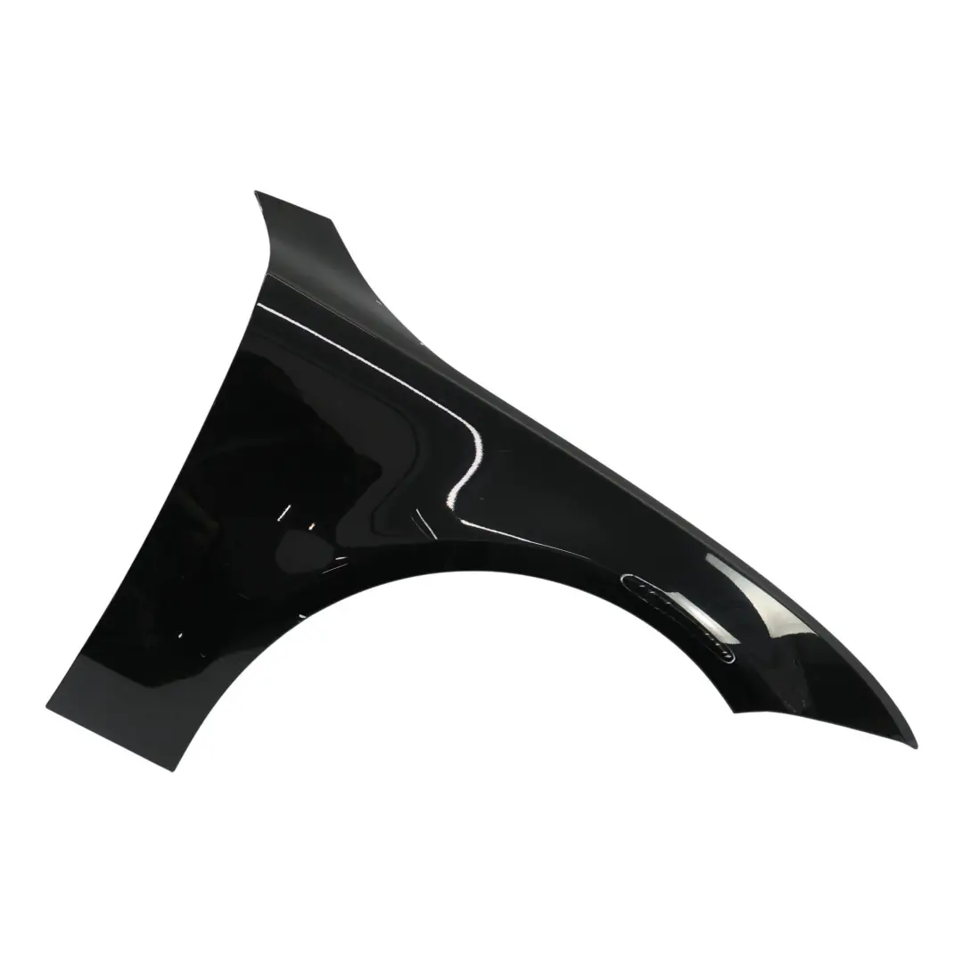 Panel Lateral Delantero Derecho Mythical Black Negro Metálico - Y9T para Audi A7 4G con número de pieza 4G8821106B Audi A7 4G Panel Lateral Delantero Derecho Mythical Black Negro Metálico - Y9T - SKU 4G8821106B-MYB - Número de pieza 4G8821106B