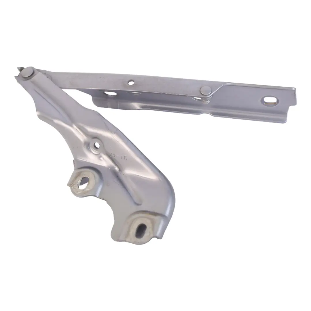 Zawias Maski Prawy Tornado Grey Szary - X7P do Audi A6 C7 A7 4G o numerze 4G8823302E Audi A6 C7 A7 4G Zawias Maski Prawy Tornado Grey Szary - X7P - SKU 4G8823302E-TOG - Numer Części 4G8823302E