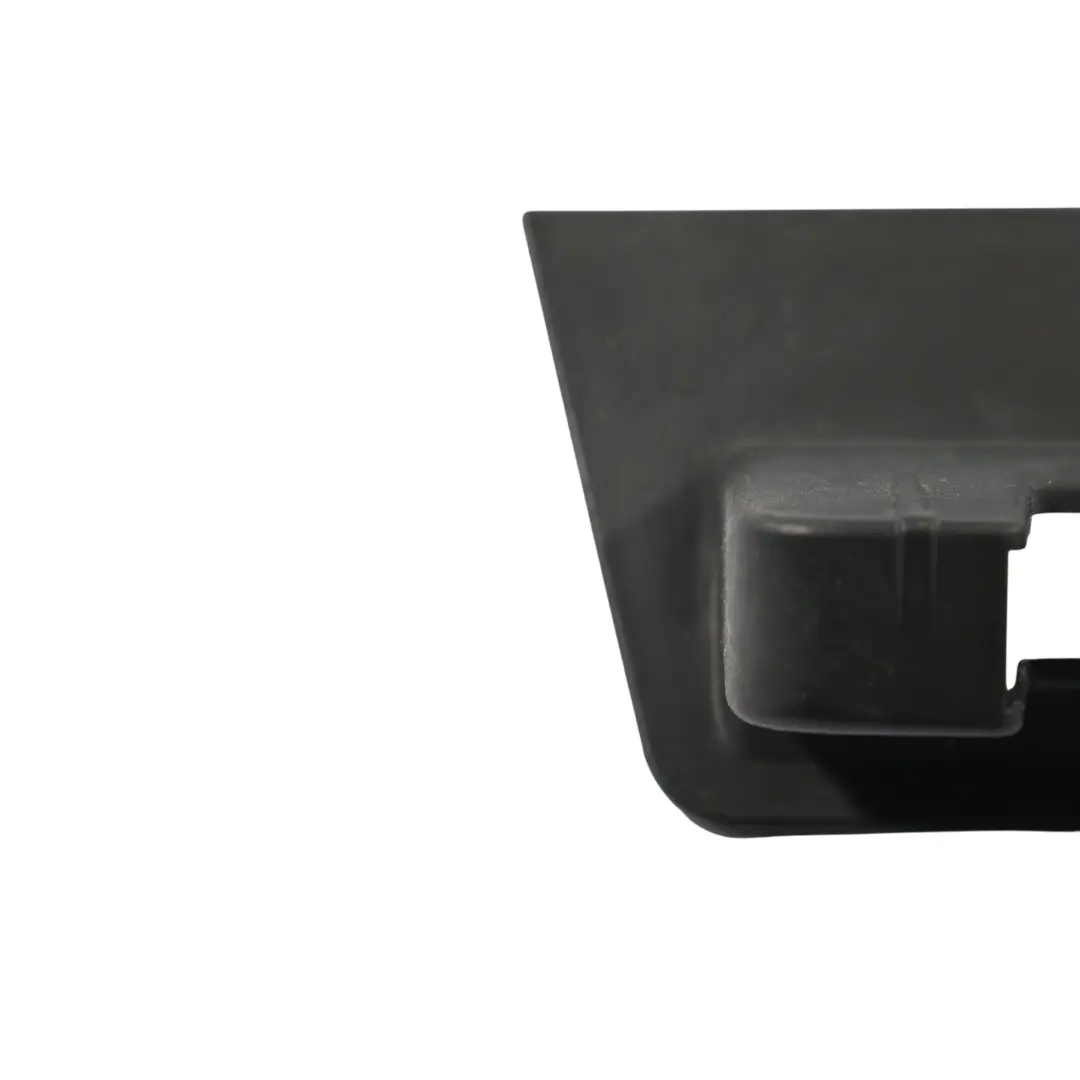 Osłona Panel Zamka Klapy Pokrywy Bagażnika do Audi A7 4G o numerze 4G8827520 Audi A7 4G Osłona Panel Zamka Klapy Pokrywy Bagażnika - SKU 4G8827520 - Numer Części 4G8827520