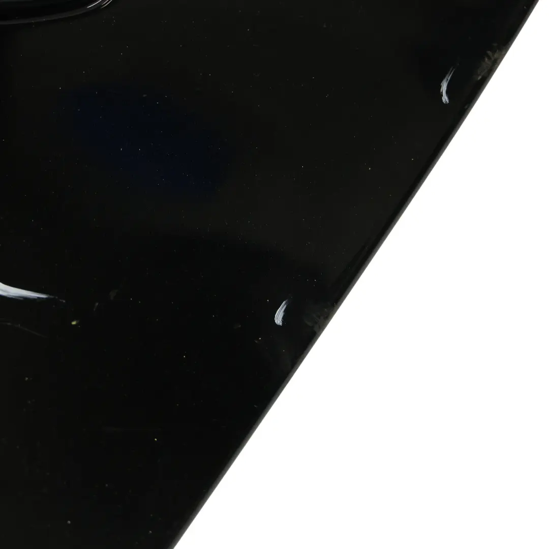 Arrière Gauche Mythical Black Noir Métallisé - Y9T pour Audi A7 S7 4G Porte à propos du numéro de pièce 4G8833051A Audi A7 S7 4G Porte Arrière Gauche Mythical Black Noir Métallisé - Y9T - SKU 4G8833051A-MYB - Numéro de pièce 4G8833051A