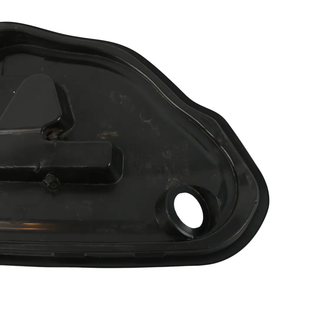 Couvercle Mécanisme Verrouillage Porte Arrière Droite pour Audi A7 4G à propos du numéro de pièce 4G8839916C Audi A7 4G Couvercle Mécanisme Verrouillage Porte Arrière Droite - SKU 4G8839916C - Numéro de pièce 4G8839916C