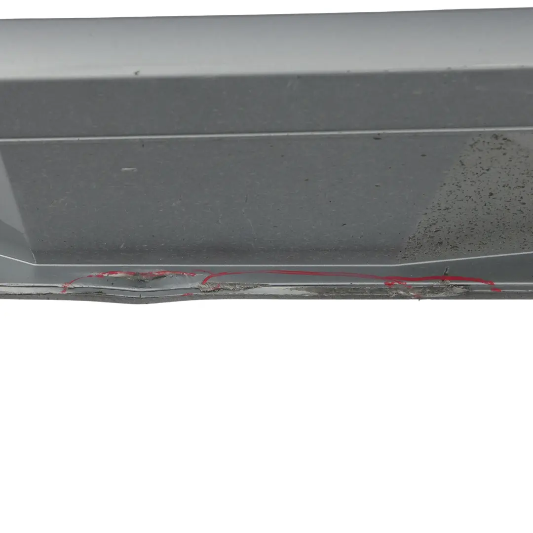 Seitenschwellerabdeckung Rechts Tornado Grau Metallic - X7P für Audi A7 4G mit Teilenummer 4G8853856M Audi A7 4G Seitenschwellerabdeckung Rechts Tornado Grau Metallic - X7P - SKU 4G8853856M-TOG - Teilenummer 4G8853856M