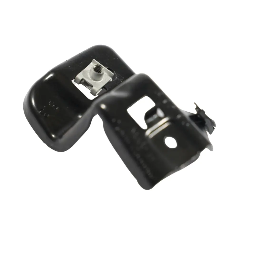 Staffa Di Supporto Pannello Laterale Del Bagagliaio Destro per Audi A7 4G con numero di parte 4G8867736 Audi A7 4G Staffa Di Supporto Pannello Laterale Del Bagagliaio Destro - SKU 4G8867736 - Numero di parte 4G8867736