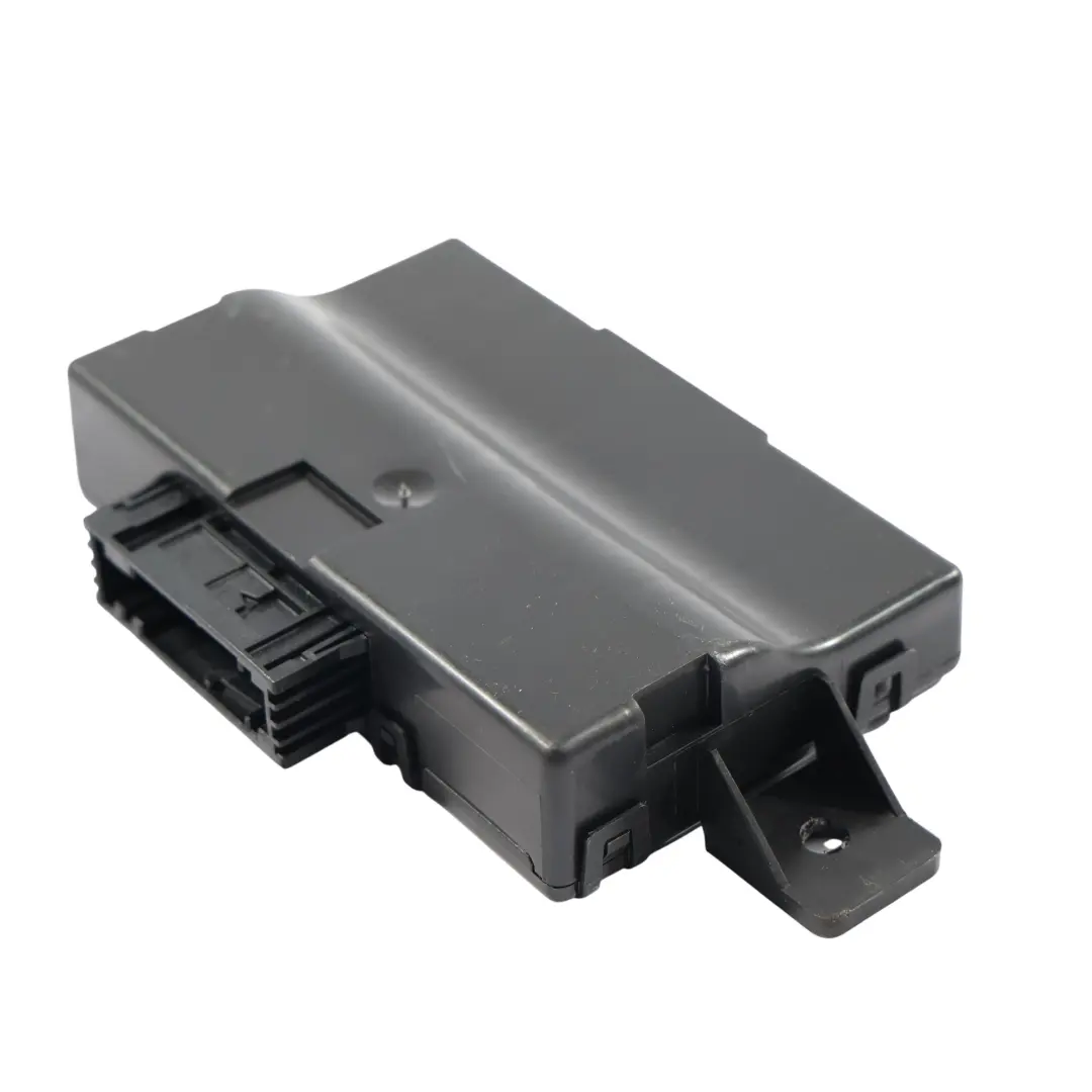 4G8 S6 C7 Moduł Diagnostyczny Sterownik Gateway do Audi A7 o numerze 4G8907468H Audi A7 4G8 S6 C7 Moduł Diagnostyczny Sterownik Gateway - SKU 4G8907468H - Numer Części 4G8907468H