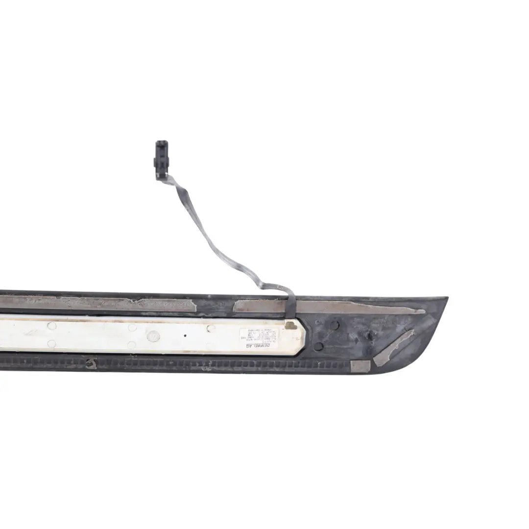 4G8 Door Sil Light Fibre Interior Trim Panel Front Right O/S to Audi A7 with Part number 4G8947406C Audi A7 4G8 Door Sil Light Fibre Interior Trim Panel Front Right O/S - SKU 4G8947406C - Part number 4G8947406C