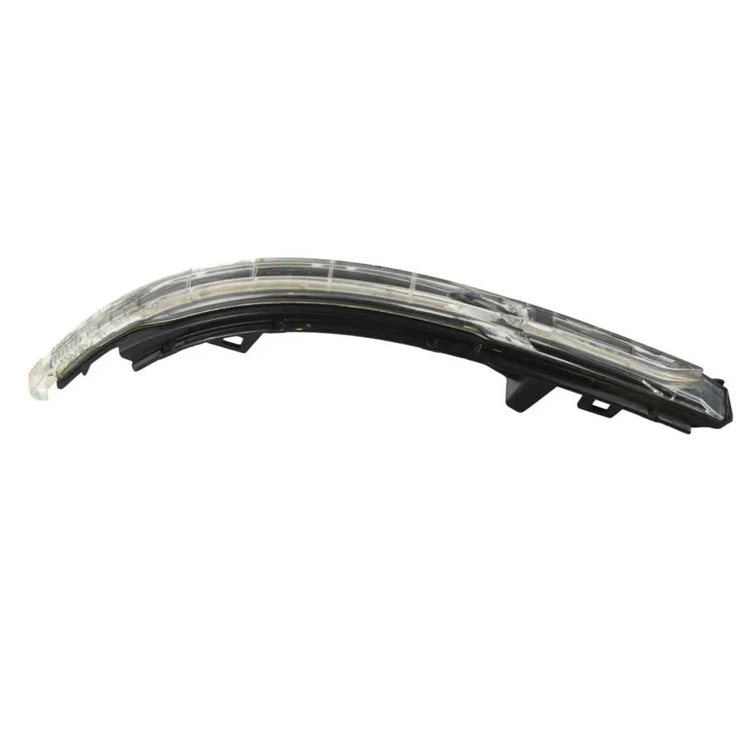 Specchietto Freccia Indicatore Lampada Destra per Audi A7 4G con numero di parte 4G8949102A Audi A7 4G Specchietto Freccia Indicatore Lampada Destra - SKU 4G8949102A - Numero di parte 4G8949102A