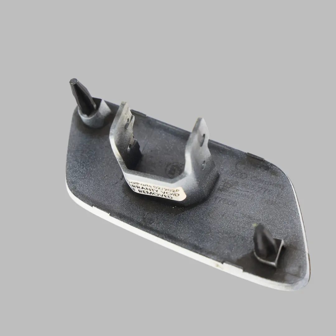 Front Light Lamp Washer Cover Cap Left N/S Ibis White-Y9C to Audi A7 4G with Part number 4G8955275E Audi A7 4G Front Light Lamp Washer Cover Cap Left N/S Ibis White-Y9C - SKU 4G8955275E-IWH1 - Part number 4G8955275E