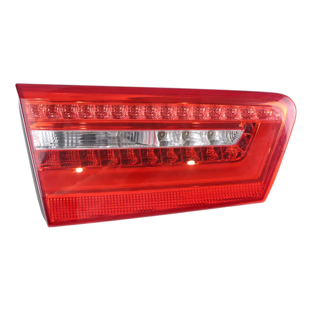 Audi A6 C7 Feu De Hayon Arrière Gauche Intérieur - SKU 4G9945093B - Numéro de pièce 4G9945093B