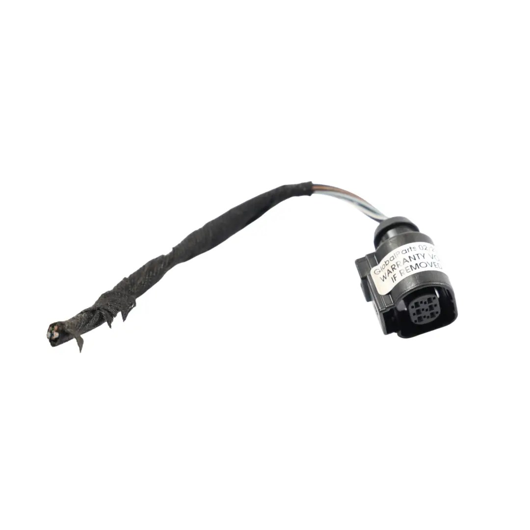 Inner Lamp Socket Wiring Right O/S to Audi A6 C7 Rear Tailgate Hatch with Part number 4G9945094B Audi A6 C7 Rear Tailgate Hatch Inner Lamp Socket Wiring Right O/S - SKU 4G9945094B-2 - Part number 4G9945094B