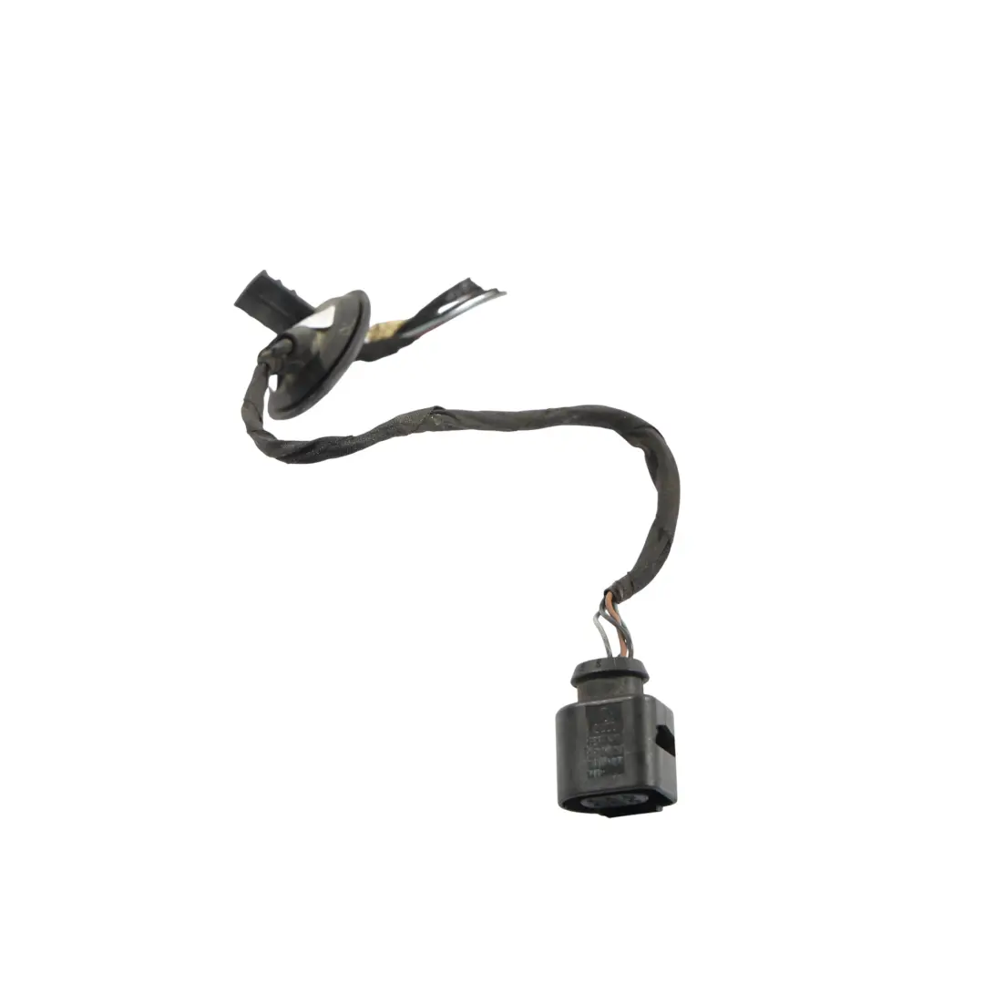 Przewód Połączeniowy Tylnej Lampy Prawy 4G9945096B do Audi A6 C7 o numerze 4G9945096B-1 Audi A6 C7 Przewód Połączeniowy Tylnej Lampy Prawy 4G9945096B - SKU 4G9945096B-1 - Numer Części 4G9945096B-1