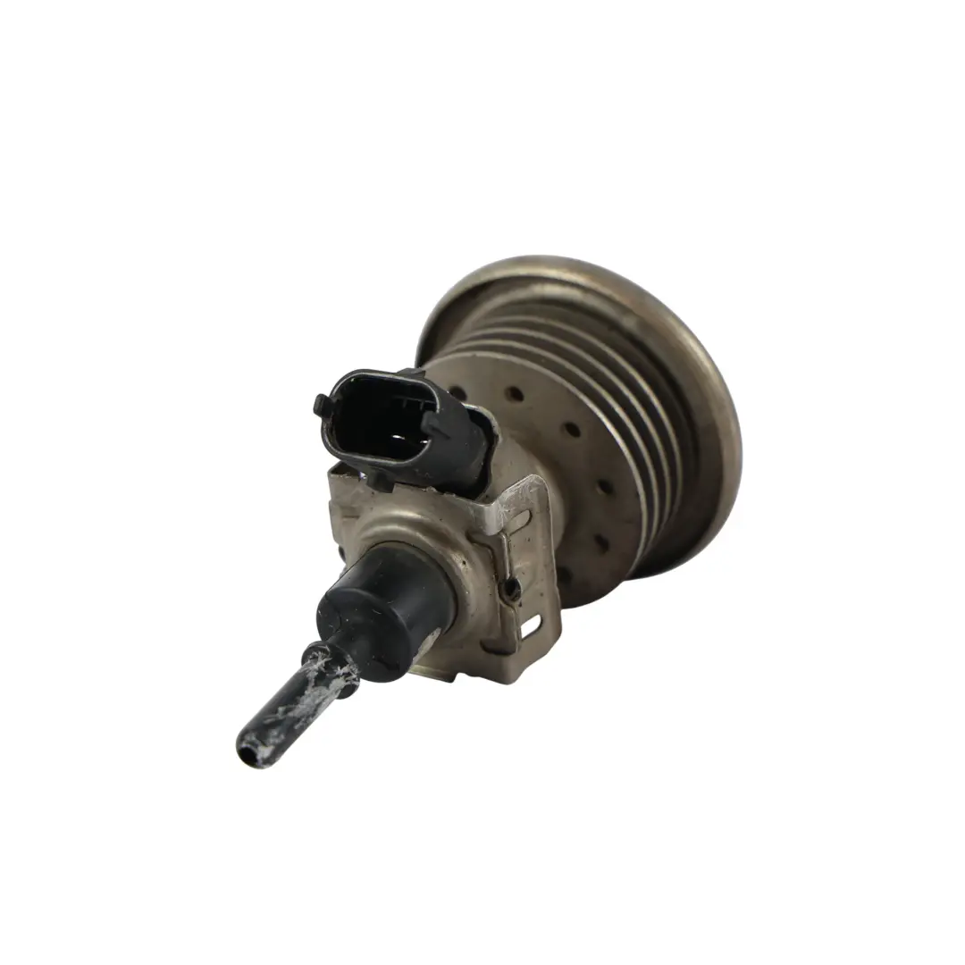 AdBlue Injector 3.0 TDI Diesel Engine to Audi A6 C7 A7 4G A8 D4 SCR with Part number 4H0131113A Audi A6 C7 A7 4G A8 D4 SCR AdBlue Injector 3.0 TDI Diesel Engine - SKU 4H0131113A - Part number 4H0131113A