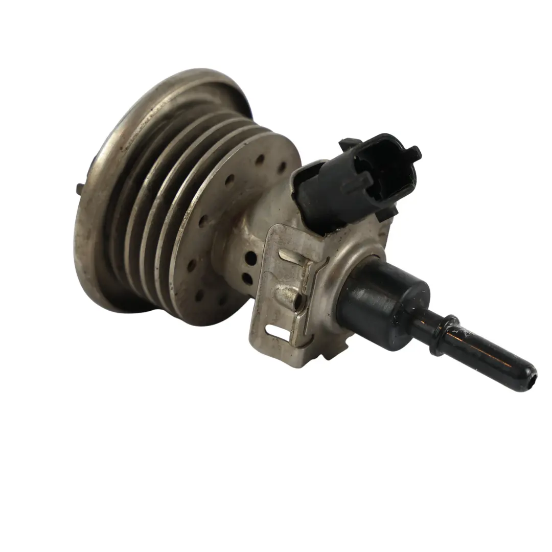 Moteur Diesel D'Injecteur D'Adblue pour Audi A6 C7 A7 4G A8 D4 3,0 TDI à propos du numéro de pièce 4H0131113A Audi A6 C7 A7 4G A8 D4 3,0 TDI Moteur Diesel D'Injecteur D'Adblue - SKU 4H0131113A - Numéro de pièce 4H0131113A