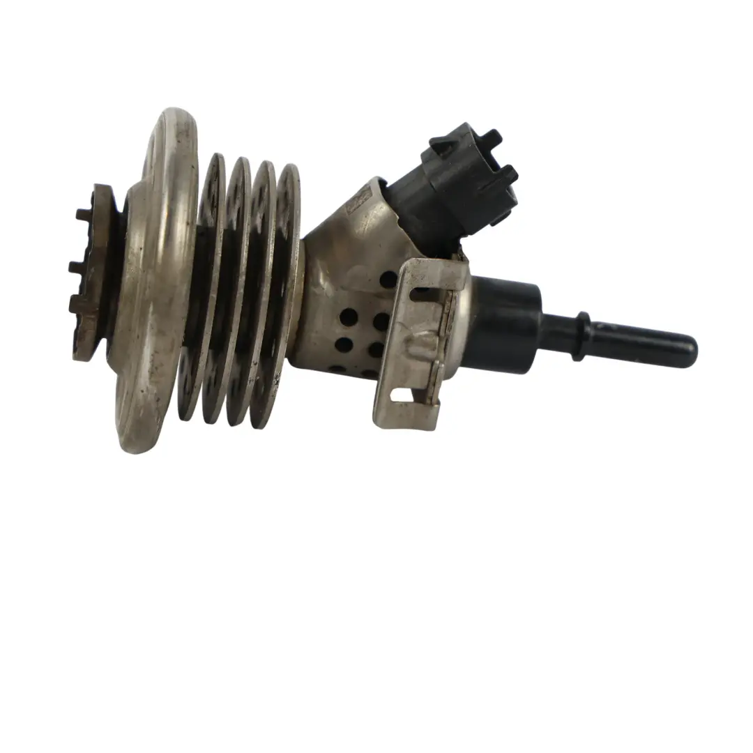 AdBlue Injector 3.0 TDI Diesel Engine to Audi A6 C7 A7 4G A8 D4 SCR with Part number 4H0131113A Audi A6 C7 A7 4G A8 D4 SCR AdBlue Injector 3.0 TDI Diesel Engine - SKU 4H0131113A - Part number 4H0131113A