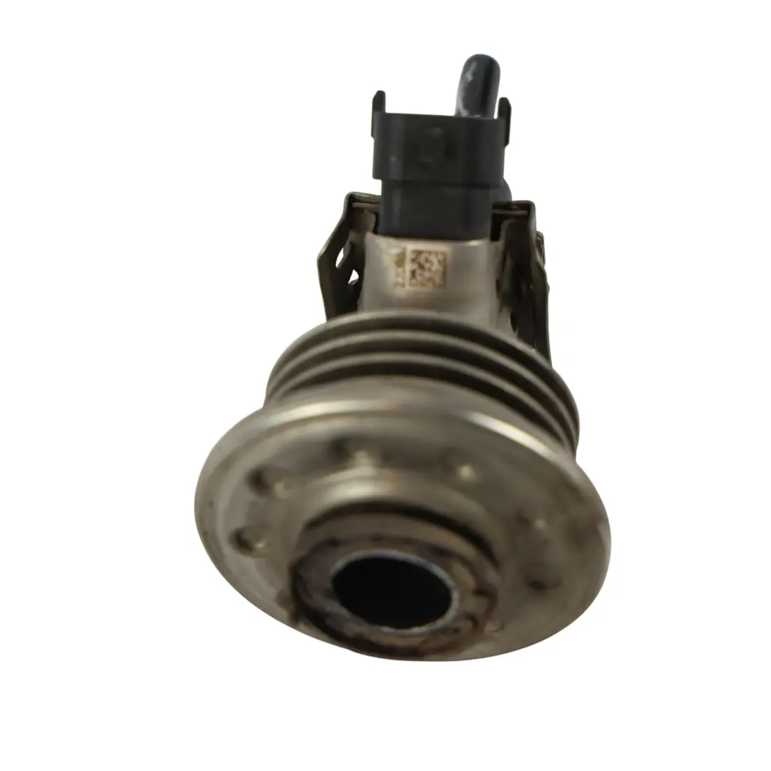 AdBlue Injector 3.0 TDI Diesel Engine to Audi A6 C7 A7 4G A8 D4 SCR with Part number 4H0131113A Audi A6 C7 A7 4G A8 D4 SCR AdBlue Injector 3.0 TDI Diesel Engine - SKU 4H0131113A - Part number 4H0131113A