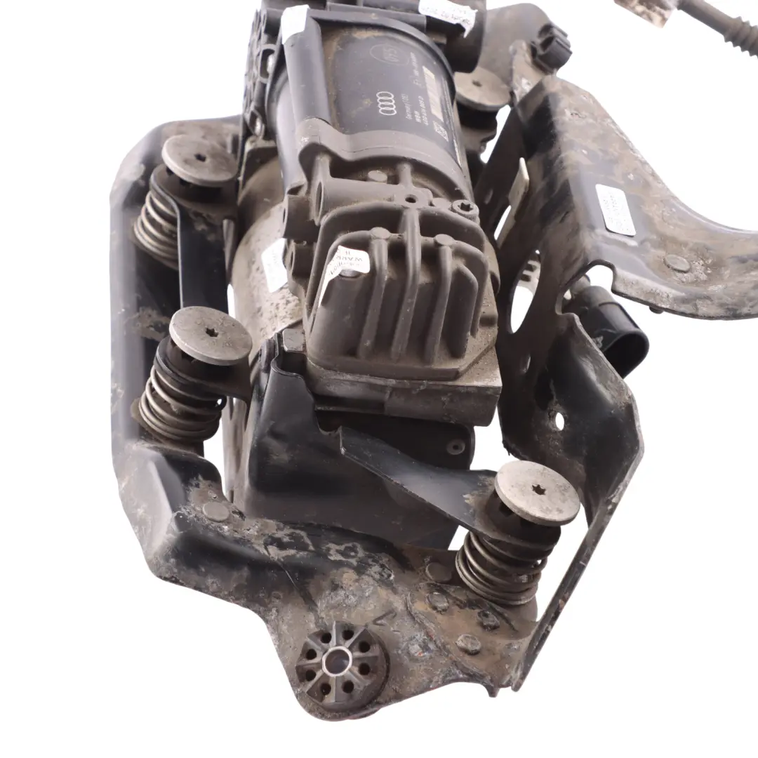 Suspension Compressor Pump Unit to Audi S6 C7 A8 4H D4 Diesel Air with Part number 4H0616005D Audi S6 C7 A8 4H D4 Diesel Air Suspension Compressor Pump Unit - SKU 4H0616005D-1 - Part number 4H0616005D