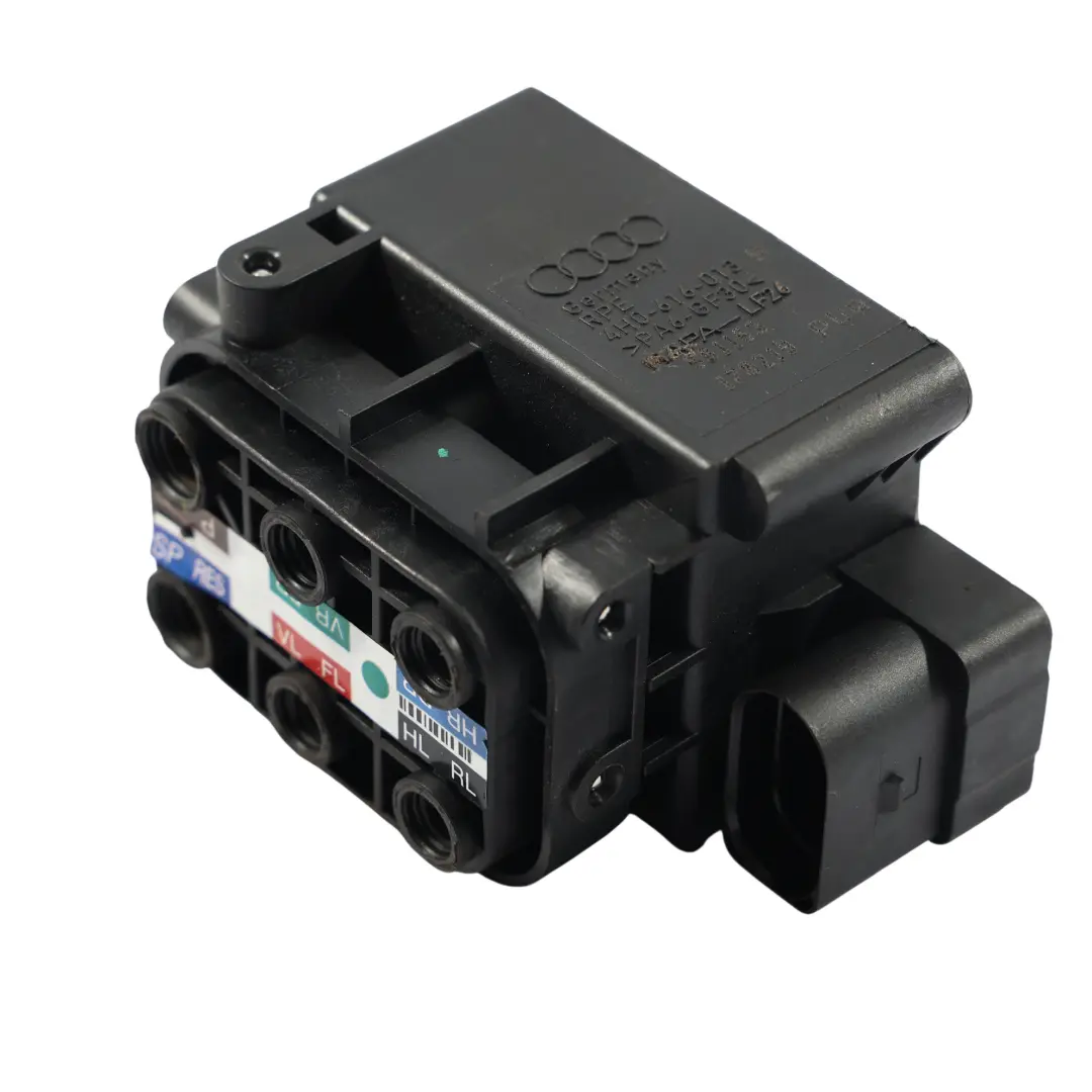 Rozdzielacz Zawór Zawieszenia Pneumatycznego do Audi A6 Avant S6 C7 o numerze 4H0616013B Audi A6 Avant S6 C7 Rozdzielacz Zawór Zawieszenia Pneumatycznego - SKU 4H0616013B - Numer Części 4H0616013B