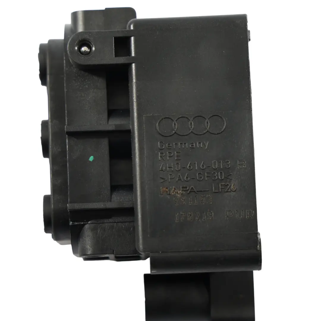 Bloque Válvulas Control Suspensión Neumática para Audi A6 Avant A7 S6 C7 con número de pieza 4H0616013B Audi A6 Avant A7 S6 C7 Bloque Válvulas Control Suspensión Neumática - SKU 4H0616013B - Número de pieza 4H0616013B
